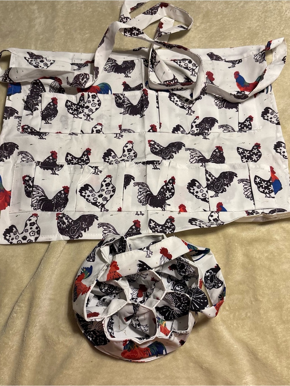 White Chicken-Print Apron Egg holder and egg basket